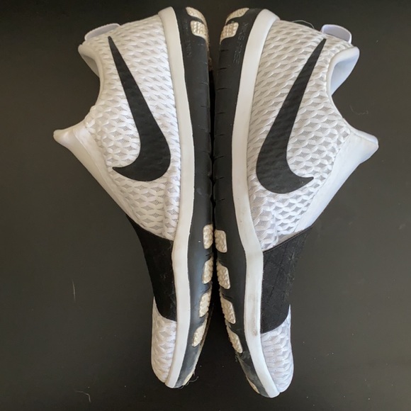 Nike Women’s Slip-on Trainers Sz 9 - Picture 10 of 11